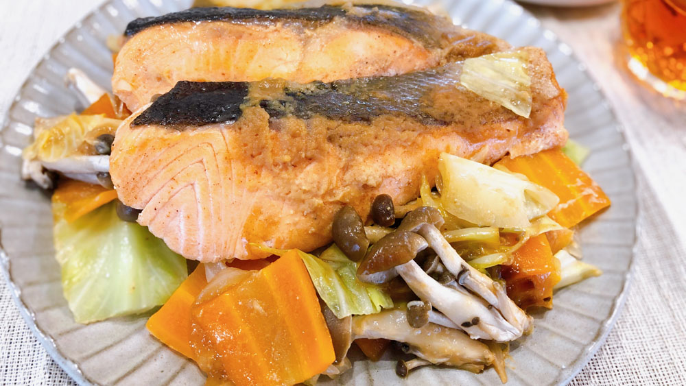 鮭のちゃんちゃん焼きのレシピ！北海道の郷土料理をフライパンで作ろう #ご当地レシピ