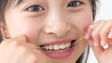 子どもの歯と歯の間のケアはいつから？＃歯科衛生士の歯の教室