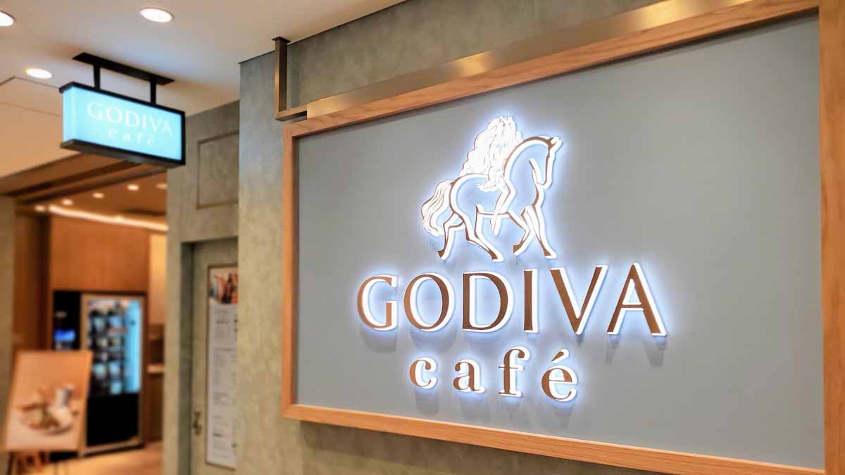 国内初「GODIVA café Tokyo」が東京駅に誕生！オリジナルフードも多数